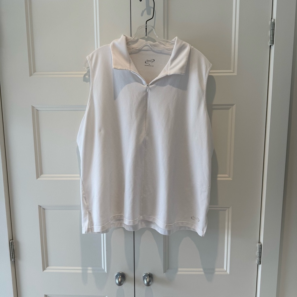 TERRY Bicycles White Sleeveless Top - SIZE 2X